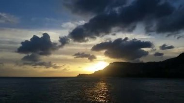 Denizin Üzerindeki Günbatımı Zaman Hızı