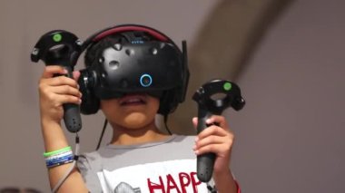 Genç çocuk oyun Vr sanal gerçeklik