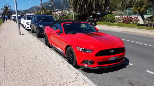 Red Mustang GT Premium Convertible 2017 — стоковое видео