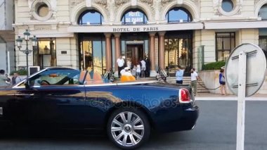 Rolls-Royce Phantom Drophead darbe Monako