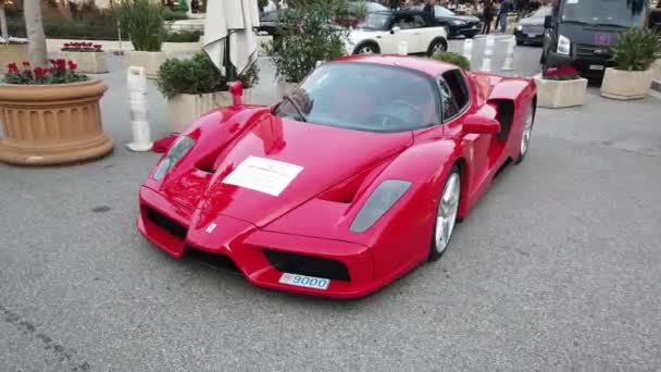Monte Carlo Monaco Листопада 2019 Beautiful Red Ferrari Enzo Supercar — стокове відео