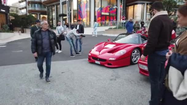 Monte Carlo Monaco November 2019 Man Met Rode Ferrari F50 — Stockvideo