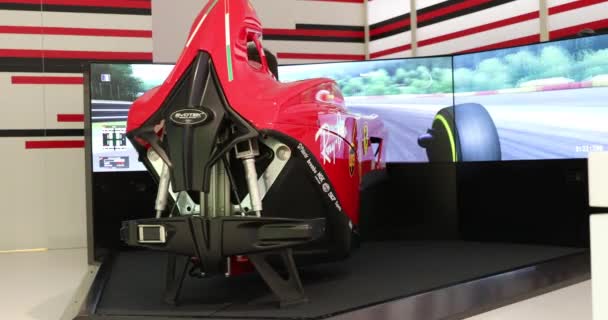 Modena Olaszország Január 2020 Man Driving Realistic Ferrari Formula Simulator — Stock videók