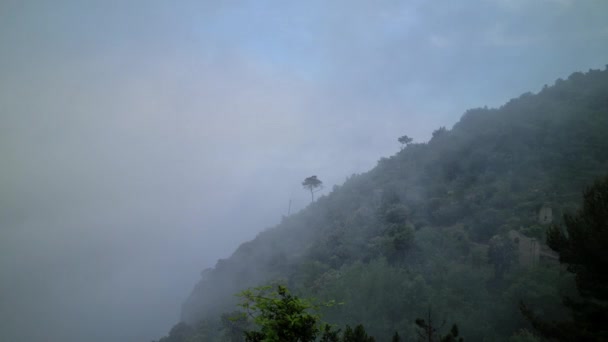8K美丽的高山雾时光在法国阿尔卑斯山 Uhd 7680X4320 — 图库视频影像