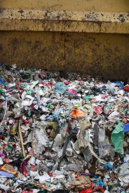 Karışık boşa harcadığını acımalıyız Depolama yığını