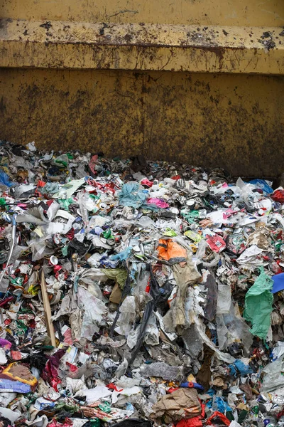 Karışık boşa harcadığını acımalıyız Depolama yığını