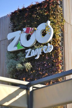 Zagreb hayvanat bahçesinin tabelası ve logosu.