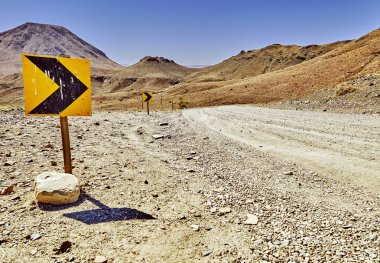 Afrika, namib bir yolda mesaj