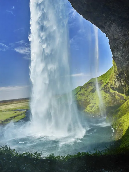 Beautiful waterfall in the summer of iceland — Stock Photo, Image