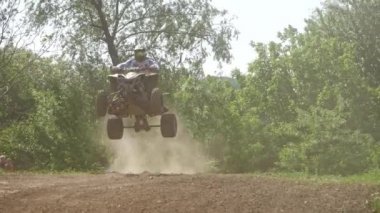 Chernivtsi, Ukrayna - 5 Mayıs, 2018: Wsc FIM Dünya Sidecarcross Şampiyonası. Çok yavaş hareket.