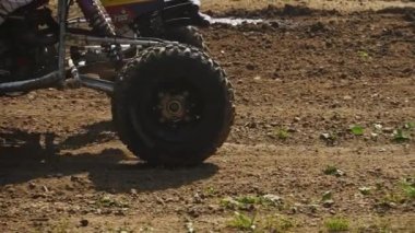 Chernivtsi, Ukrayna - 5 Mayıs, 2018: Wsc FIM Dünya Sidecarcross Şampiyonası. Çok yavaş hareket.