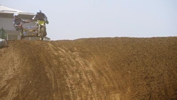 チェルニウツィー, ウクライナ - 2018 年 5 月 5 日: Wsc Fim 世界 Sidecarcross 選手権。スローモーション. — ストック動画