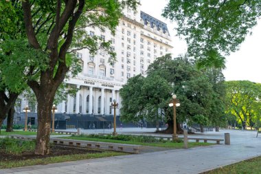 Kurtarıcı Binası, Arjantin Ordusu