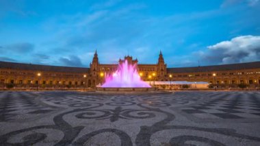 Plaza de Espana gece