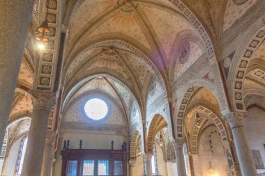 Kilise Merkezi çatı