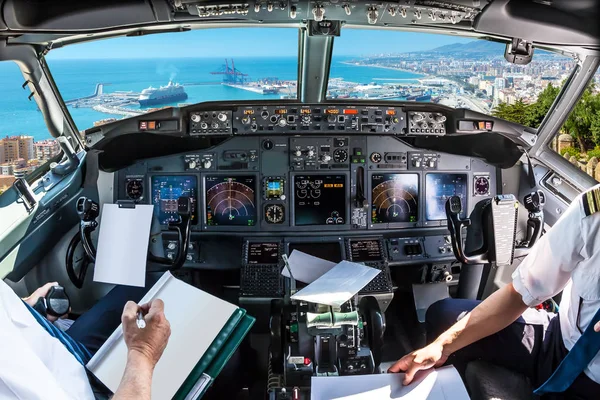 Cockpit im Hafen von Malaga — Stockfoto