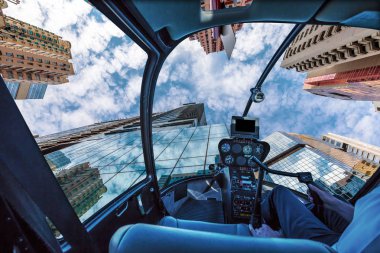 Cam yüksek katlı helikopter