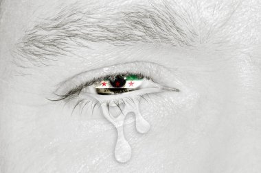 Suriye bayrağı ile ağlayan göz