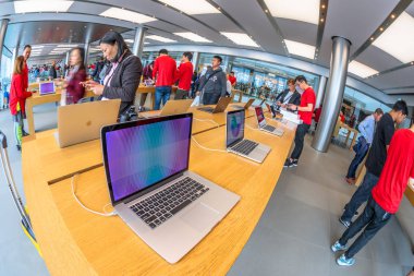 Apple Store dizüstü