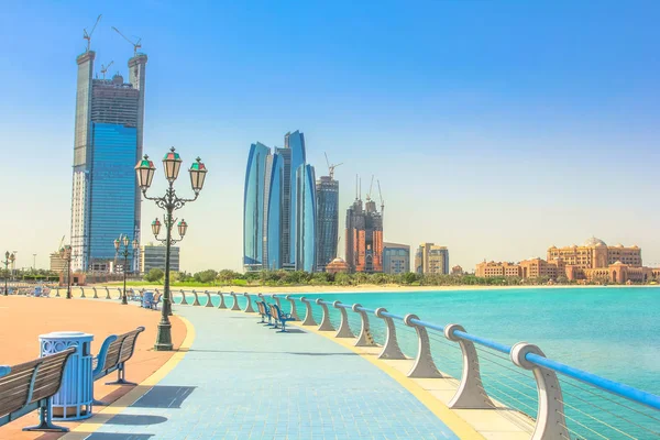 Corniche Abu Dhabi — Stockfoto