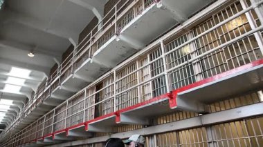Alcatraz ana hücreleri