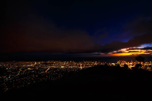 Notte hawaiana Tantalus Lookout — Foto Stock