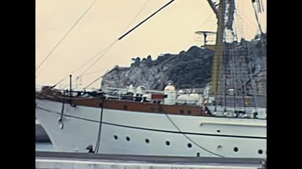蒙特卡罗扬帆的船 — 图库视频影像