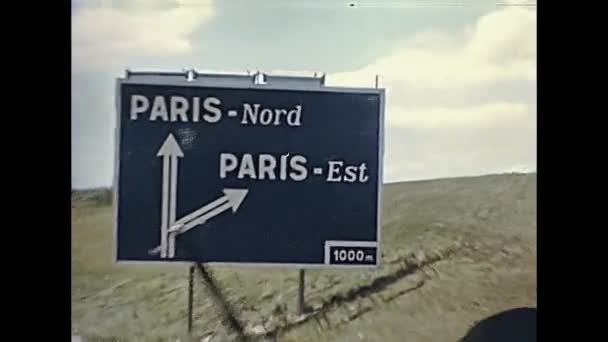 Paris crossroads işareti — Stok video
