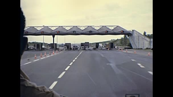 Autostrady tollbooth do Paryża — Wideo stockowe