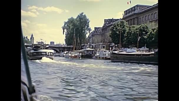 Paříž pont neuf — Stock video