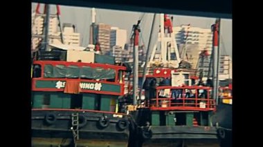 Hong Kong kargo gemileri