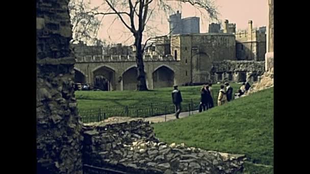 Torre del patio de Londres — Vídeos de Stock