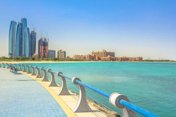 Corniche Abu Dhabi — Zdjęcie stockowe