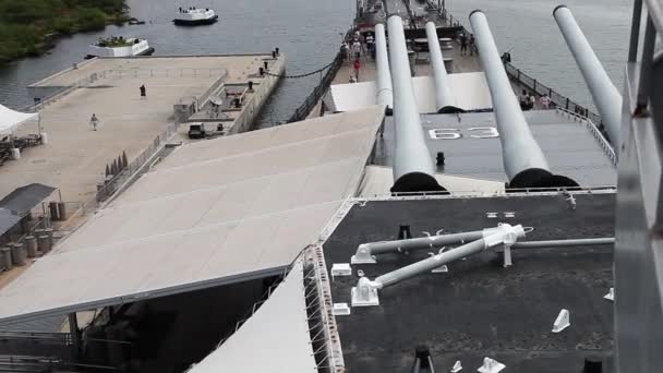 USS Missouri et Arizona — Video