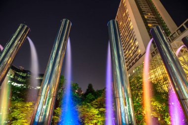 Umeda gökyüzü bina çeşmeler