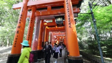 Fushimi Inari Şinto