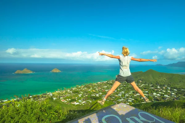 Hawaiian wandelen genieten van — Stockfoto