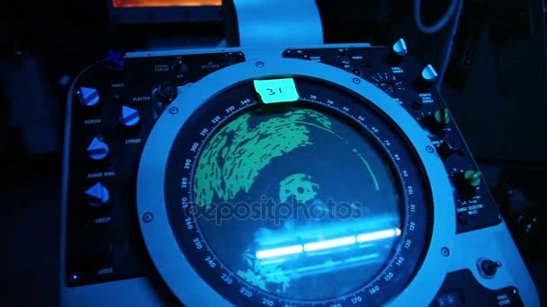 Bitevní loď temné místnosti radar — Stock video