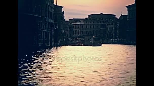 Veneza edifícios canal — Vídeo de Stock