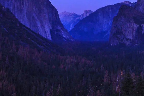 Yosemite à noite — Fotografia de Stock