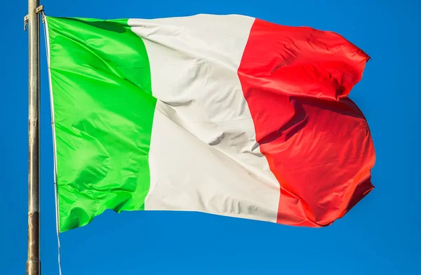 Italia bandiera nel cielo — Foto Stock
