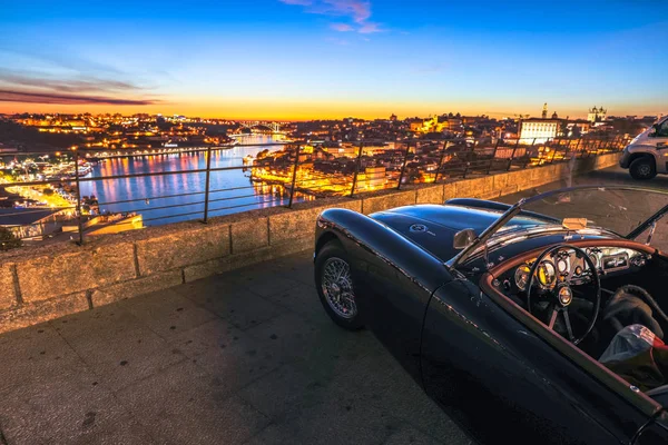 Porto crepúsculo estilo de vida —  Fotos de Stock