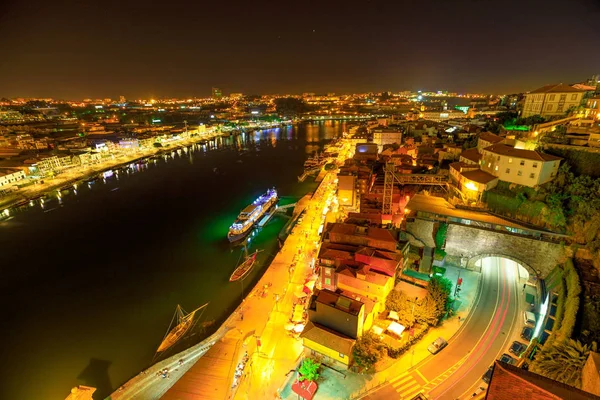 Douro 강 스카이 라인 밤 — 스톡 사진