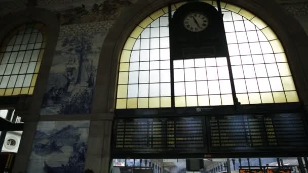 Azulejos του σταθμός Sao Bento — Αρχείο Βίντεο
