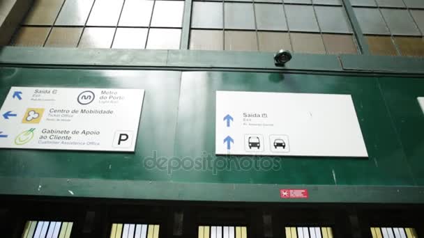 Stazione ferroviaria di Sao Bento — Video Stock