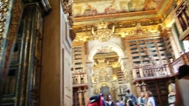 Coimbra bibliotek interiör — Stockvideo