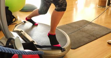 titreşim plaka uyluk toner