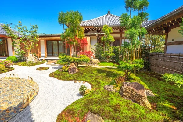 Hase-Dera zen bahçesi