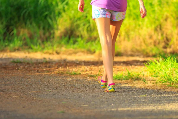 Joggen auf der Straße — Stockfoto