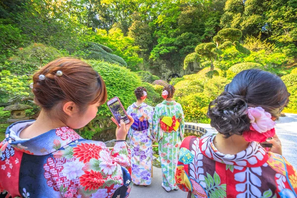 Kimono women lifestyle — Stock Photo, Image